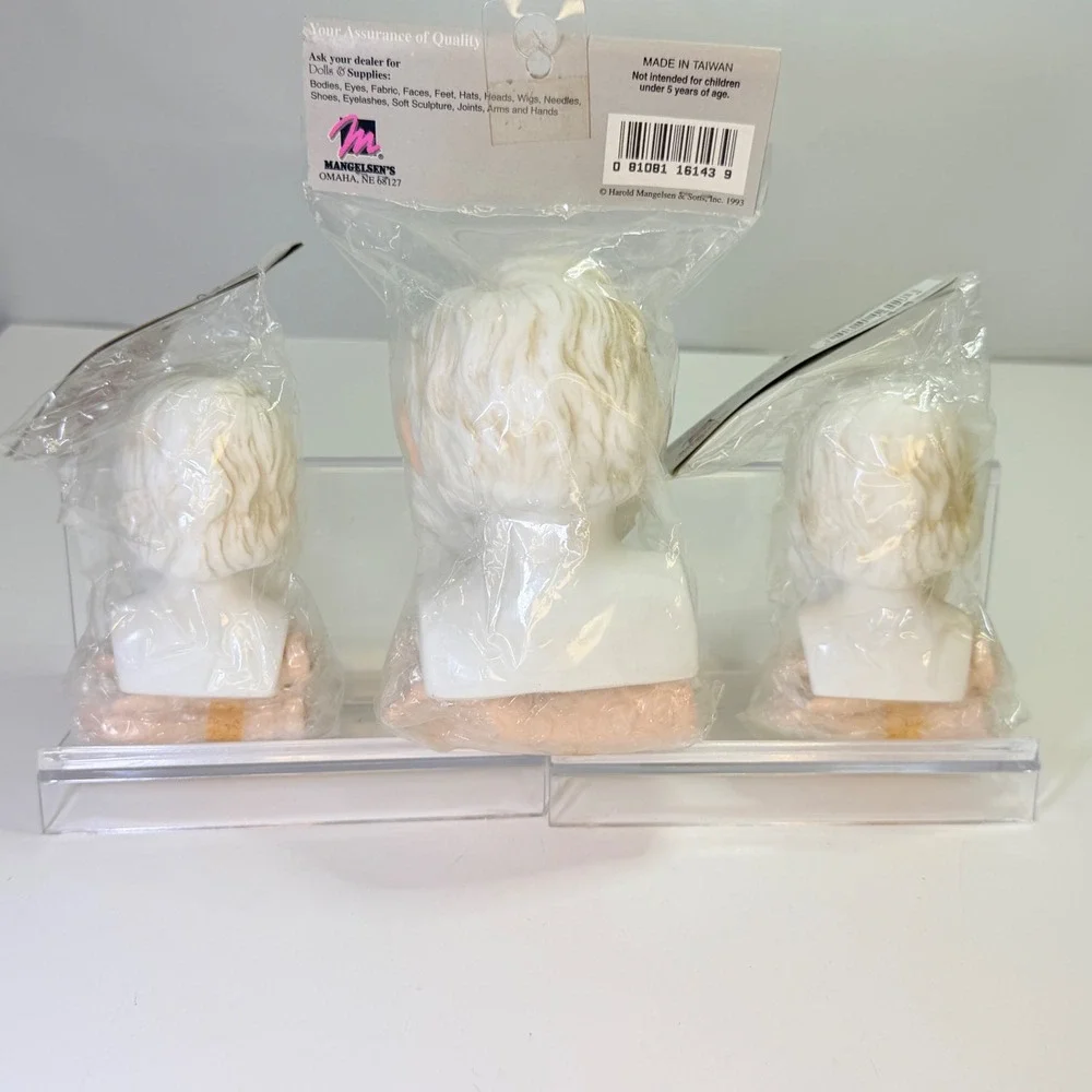 Mangelsen's Porcelain Santa Head and Hands 3 Sets Vintage 1993 162-27 161-43